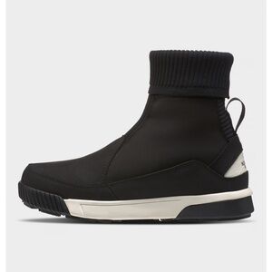 BNWOT North Face Sierra Knit Waterproof Boots Size 7